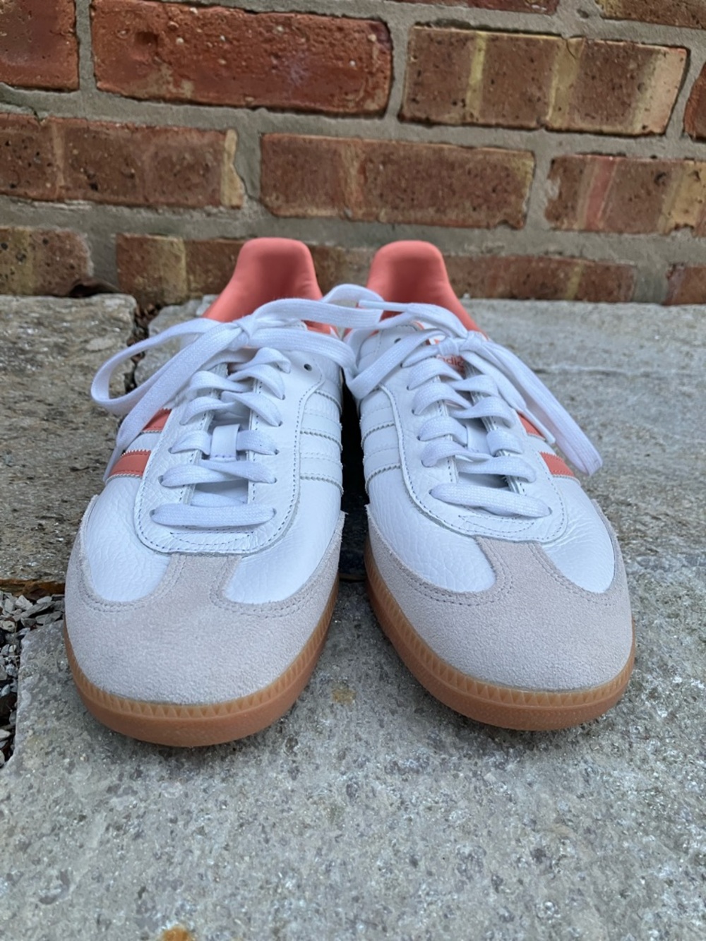 Adidas Samba Leather Sneakers in White & Coral - Picture 2 of 16